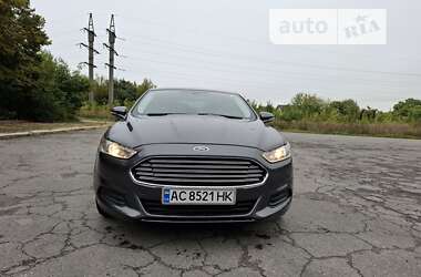 Седан Ford Fusion 2016 в Володимир-Волинському