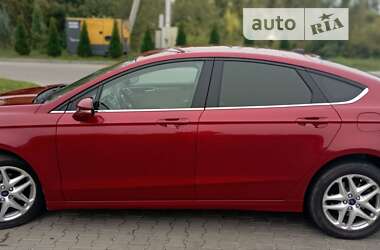 Седан Ford Fusion 2013 в Червонограді