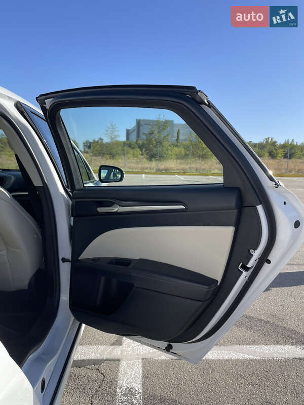 Седан Ford Fusion 2017 в Запорожье фото 28 Седан Ford Fusion 2017 в Запорожье