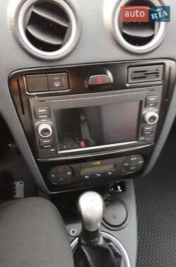 Хэтчбек Ford Fusion 2008 в Марганце