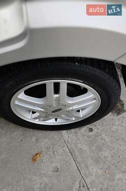 Хэтчбек Ford Fusion 2008 в Марганце