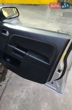 Хэтчбек Ford Fusion 2008 в Марганце