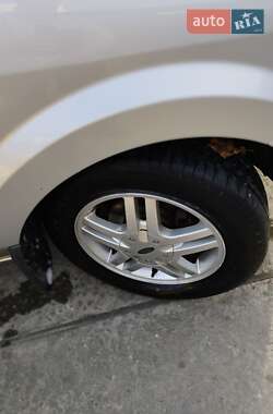 Хэтчбек Ford Fusion 2008 в Марганце