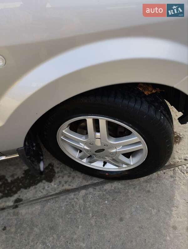 Хэтчбек Ford Fusion 2008 в Марганце