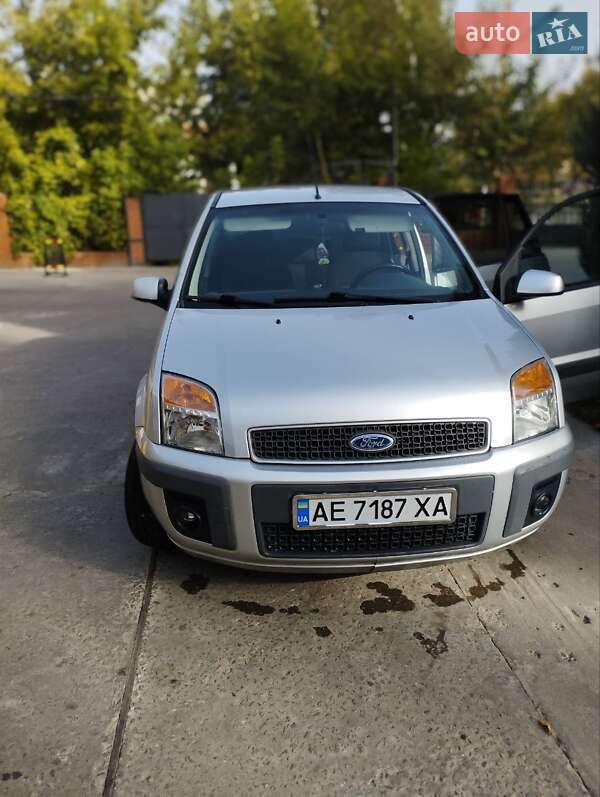 Хэтчбек Ford Fusion 2008 в Марганце