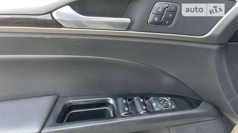 Седан Ford Fusion 2015 в Киеве