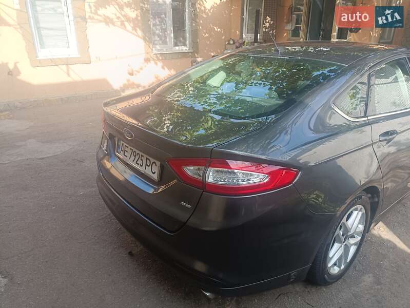 Седан Ford Fusion 2014 в Харкові