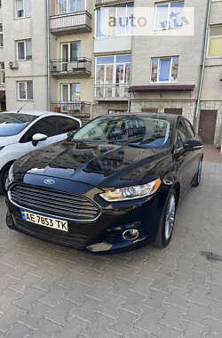 Седан Ford Fusion 2015 в Львове