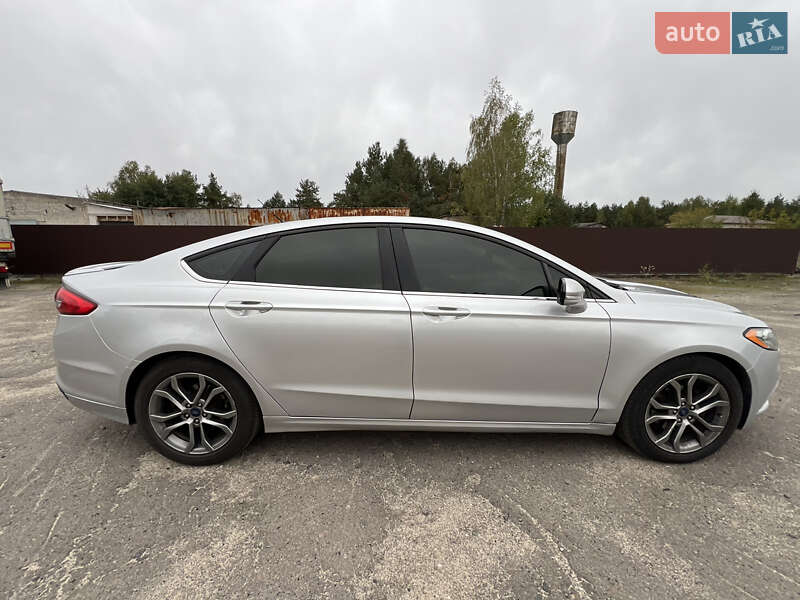 Седан Ford Fusion 2016 в Луцке