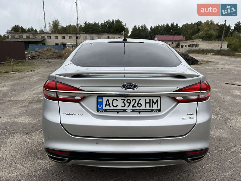 Седан Ford Fusion 2016 в Луцке
