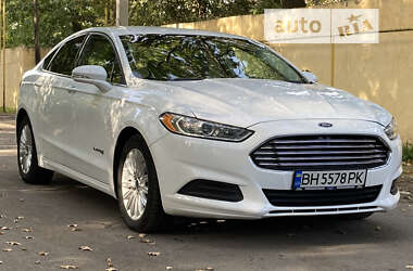 Седан Ford Fusion 2014 в Одесі