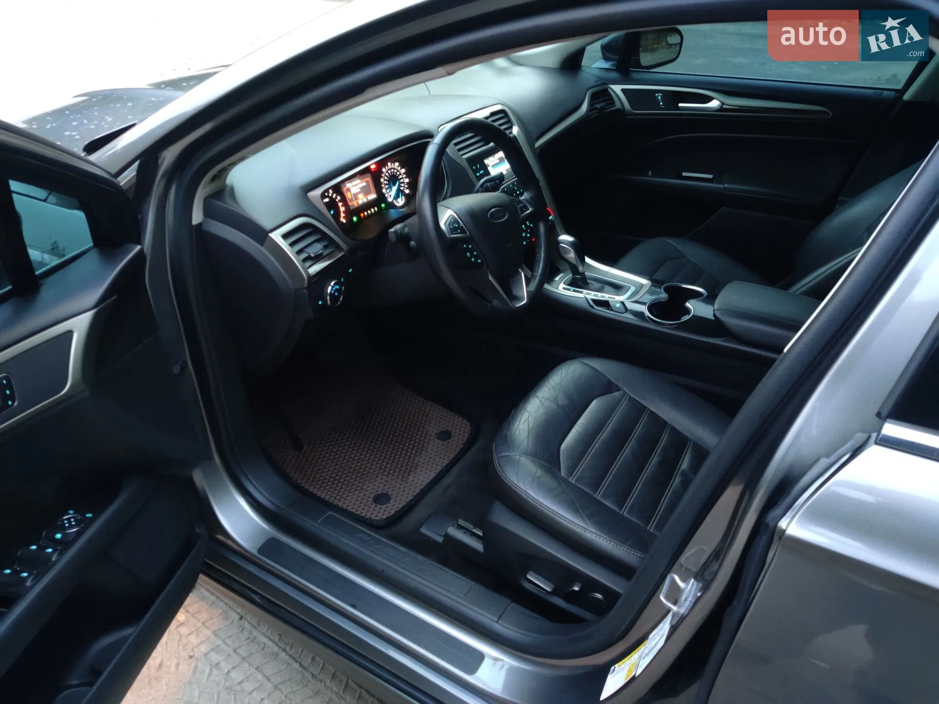 2014 Ford Fusion - мініатюра 28