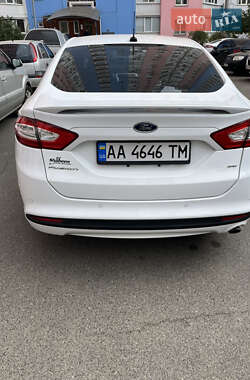 Седан Ford Fusion 2015 в Києві