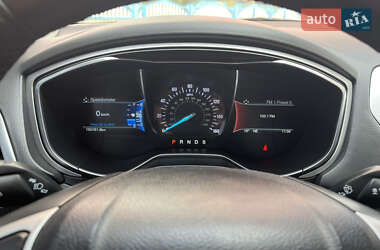 Седан Ford Fusion 2015 в Києві
