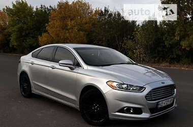 Седан Ford Fusion 2014 в Кривому Розі