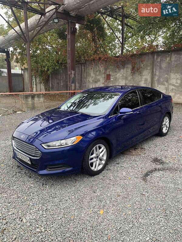 Седан Ford Fusion 2016 в Вінниці
