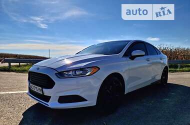 Седан Ford Fusion 2013 в Львове