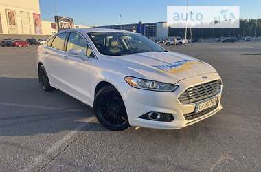 Седан Ford Fusion 2015 в Киеве