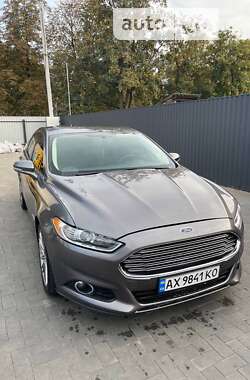 Седан Ford Fusion 2012 в Кременчуці