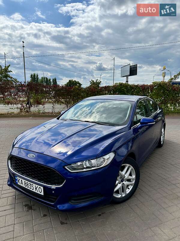 Ford Fusion 2015