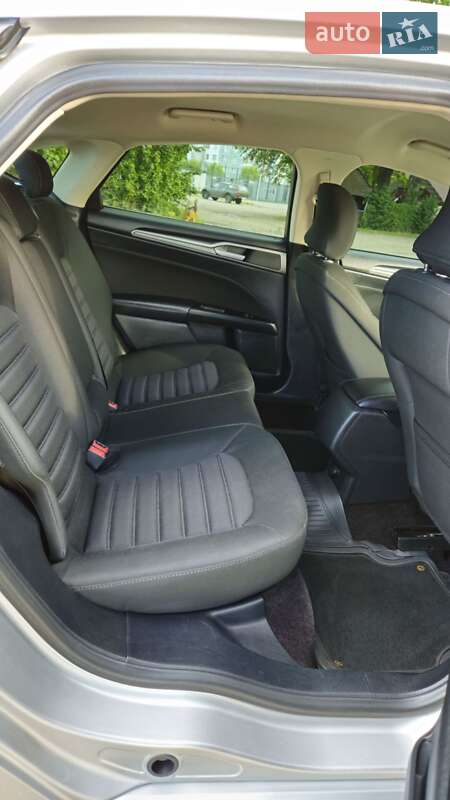 Седан Ford Fusion 2017 в Івано-Франківську