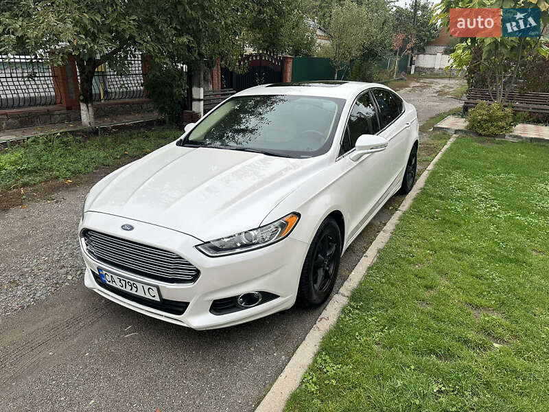 Ford Fusion 2015