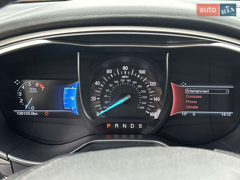 Седан Ford Fusion 2015 в Умані