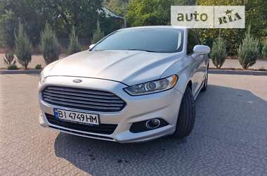 Седан Ford Fusion 2014 в Полтаві