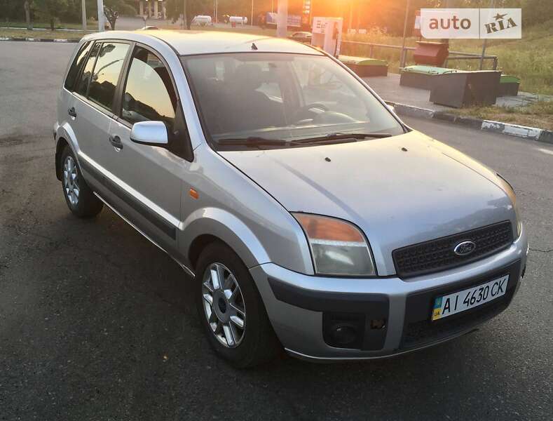 Хетчбек Ford Fusion 2006 в 