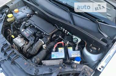Хетчбек Ford Fusion 2006 в 