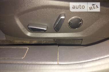 Седан Ford Fusion 2013 в 