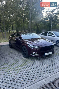 Седан Ford Fusion 2013 в 