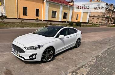 Седан Ford Fusion 2019 в Житомирі