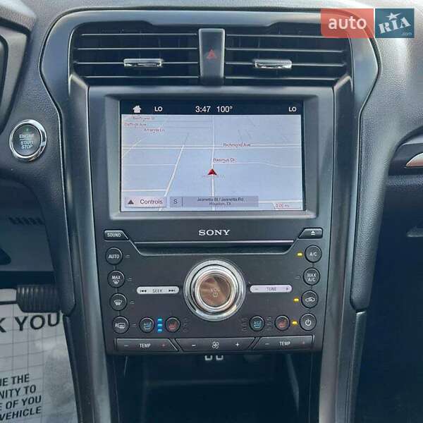Седан Ford Fusion 2019 в Львове