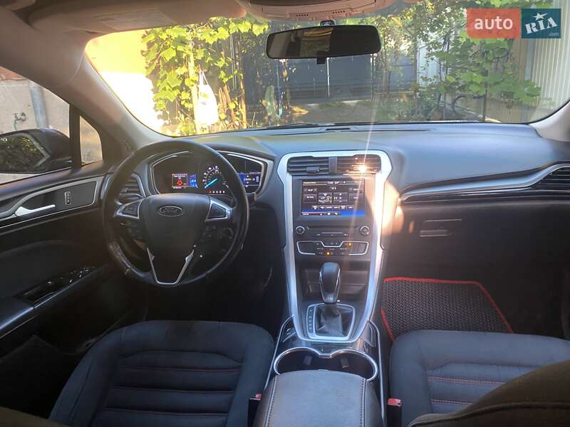 Седан Ford Fusion 2015 в Ужгороді фото 10 Седан Ford Fusion 2015 в Ужгороді