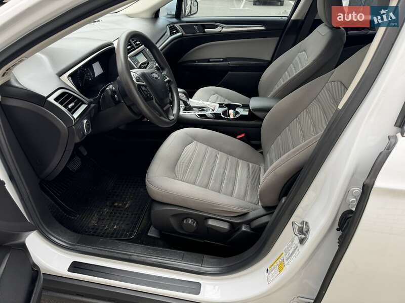 Седан Ford Fusion 2016 в Киеве