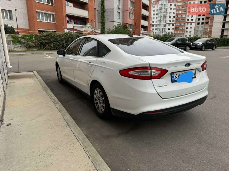 Седан Ford Fusion 2016 в Киеве