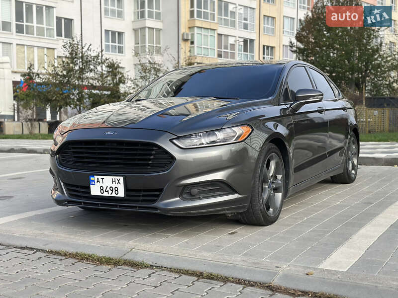 Седан Ford Fusion 2014 в Ивано-Франковске