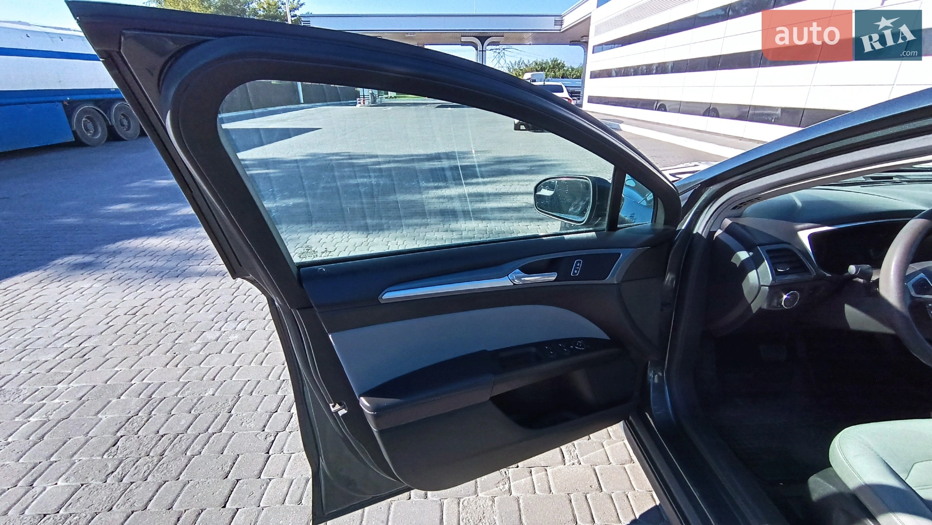 2015 Ford Fusion - мініатюра 20