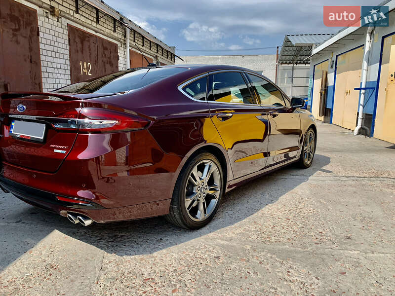 Седан Ford Fusion 2016 в Киеве