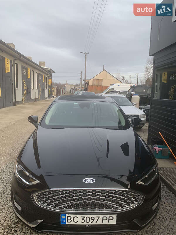 Ford Fusion 2018