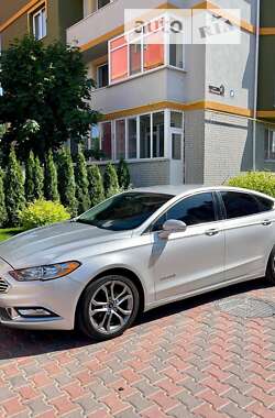 Седан Ford Fusion 2016 в Львове