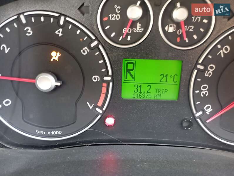 Хэтчбек Ford Fusion 2008 в 