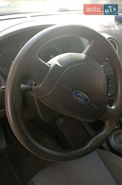 Хэтчбек Ford Fusion 2008 в 