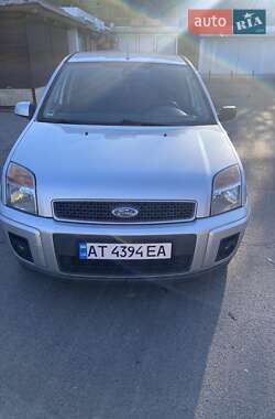 Хэтчбек Ford Fusion 2008 в 