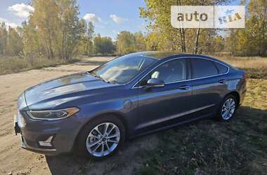 Седан Ford Fusion 2019 в Киеве