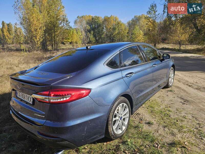 Седан Ford Fusion 2019 в Києві