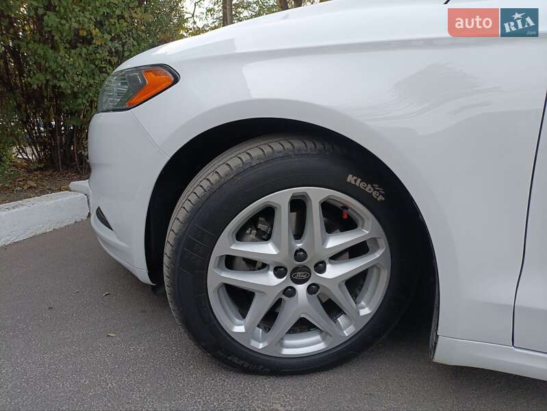 Седан Ford Fusion 2014 в Белой Церкви