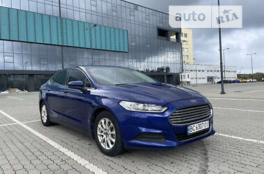 Седан Ford Fusion 2016 в Львове