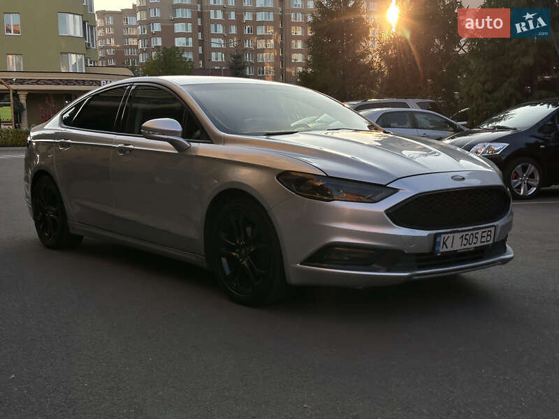 Седан Ford Fusion 2016 в Киеве фото 5 Седан Ford Fusion 2016 в Киеве